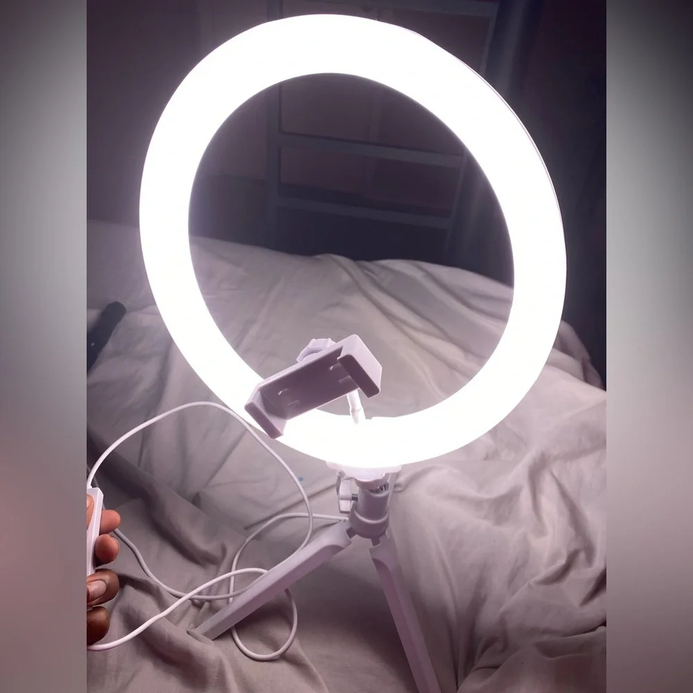 Led light tripod